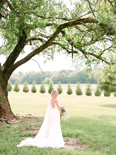 Nashville Wedding Photographer | Allenbrooke Farms sweet and romantic wedding with blush, blue and soft purple details